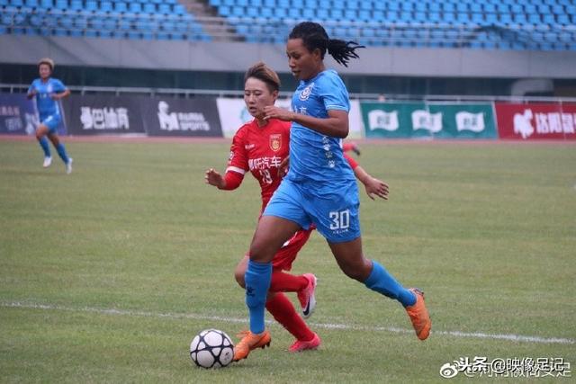 B席：加盟巴萨确实是我拥有的一个选择，但我还没有做出决定